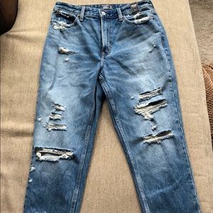 Abercrombie high rise girlfriend jeans
